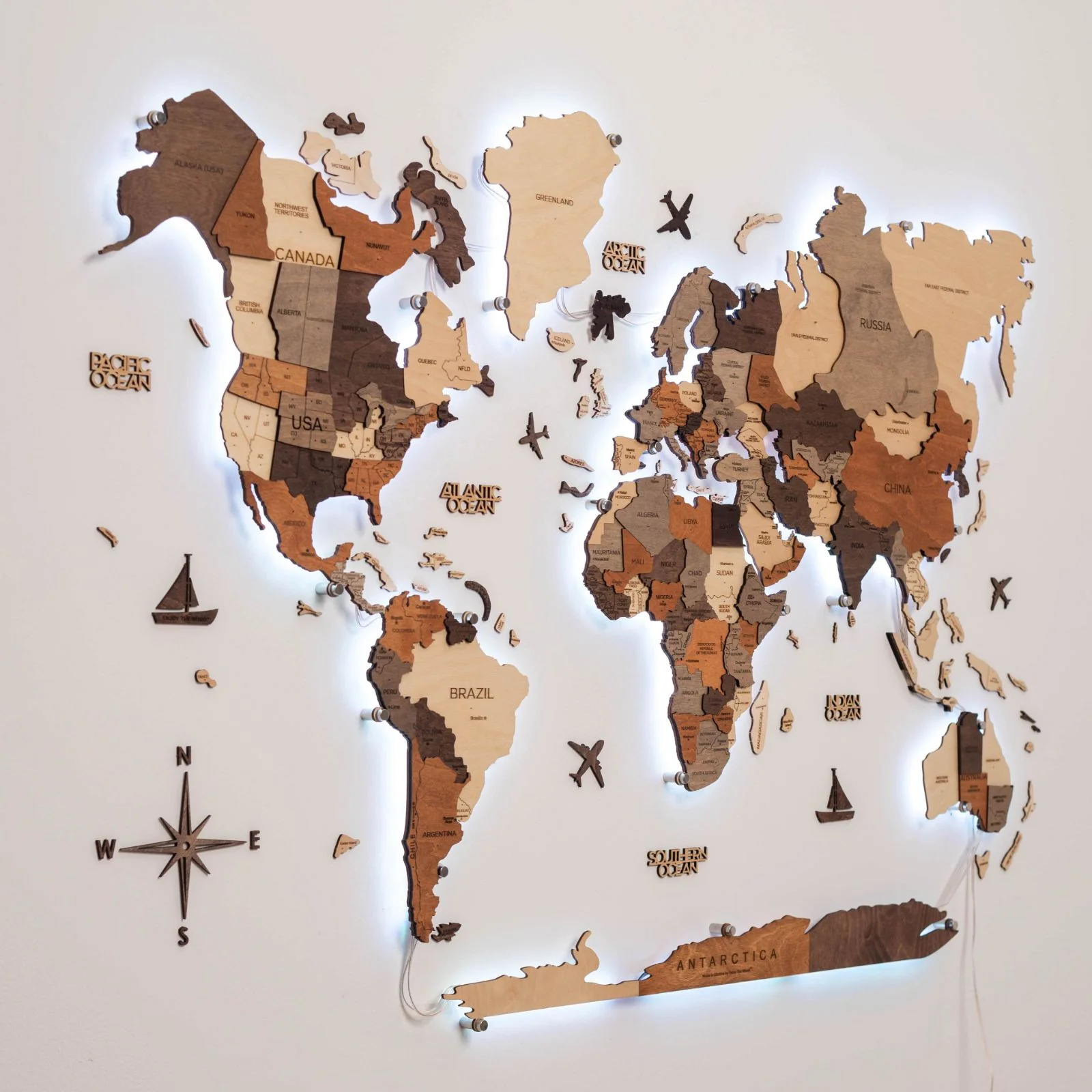 3D LED Wooden World Map 3.0 Multicolor - Image 3