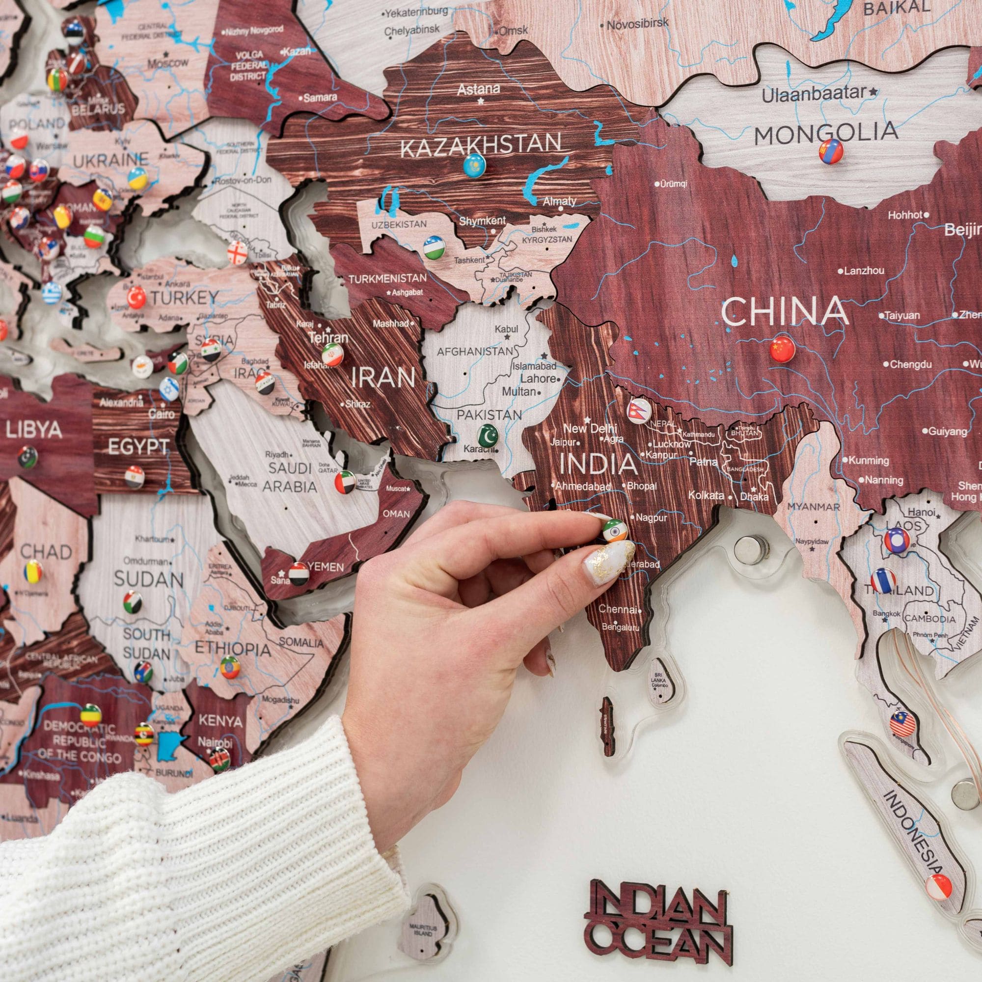 3D LUMINOUS LED Wooden World Map 2.0 Cappuccino - Image 16