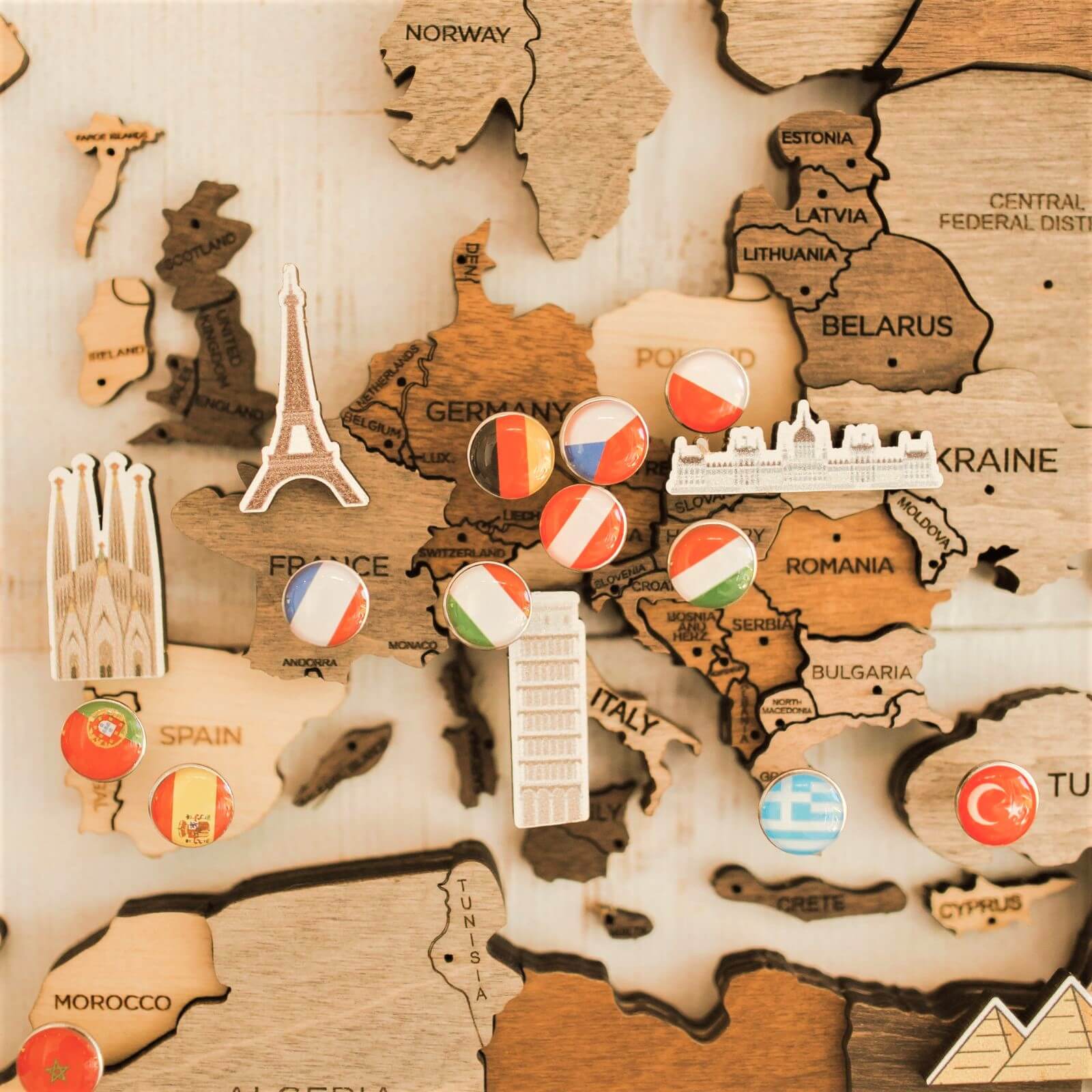 Modern Living Room Wall Decor - Image 10