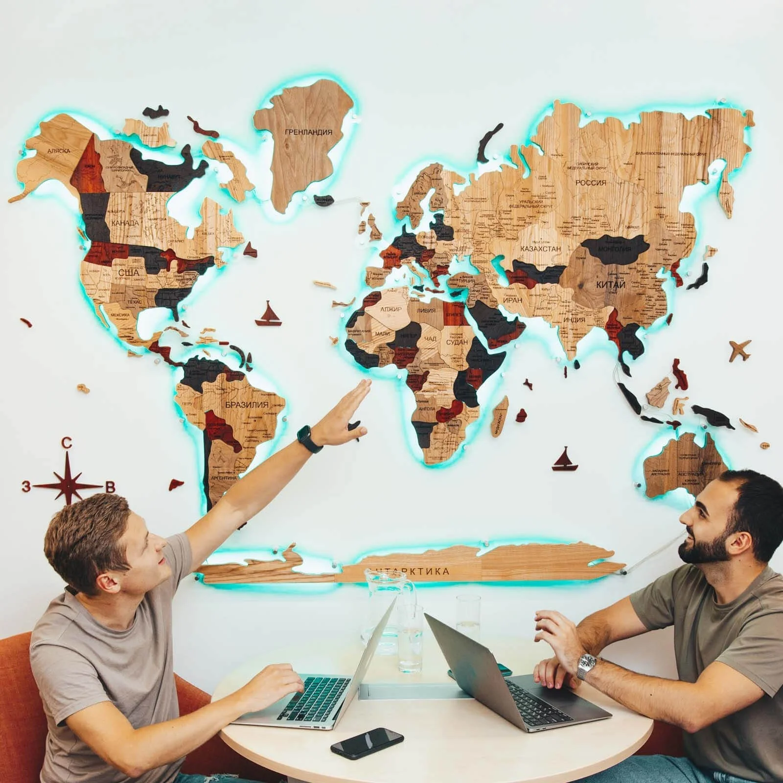 3D Solid Wooden World Map - Image 3