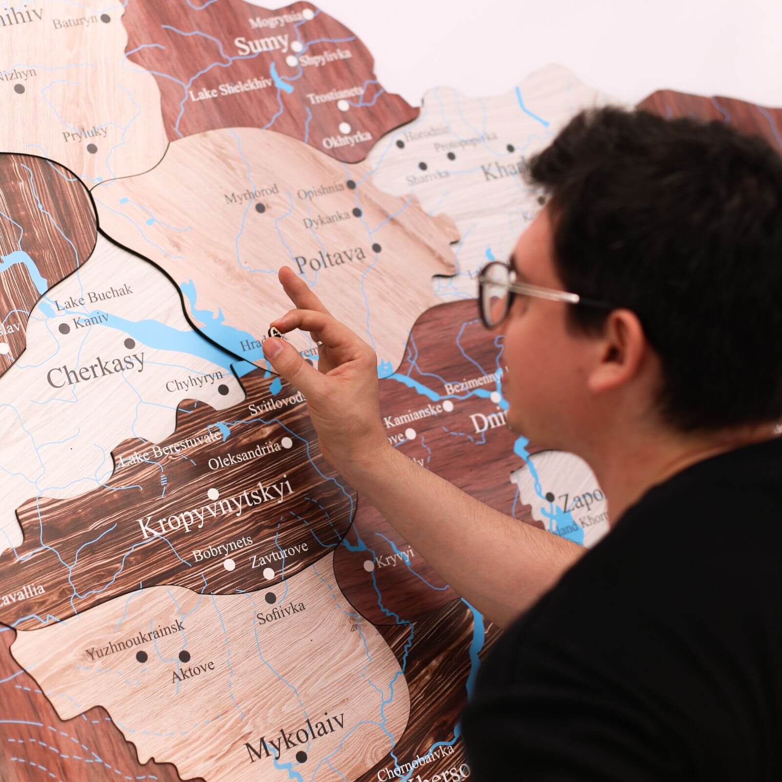 Ukrainian Landmarks Pins - Image 3