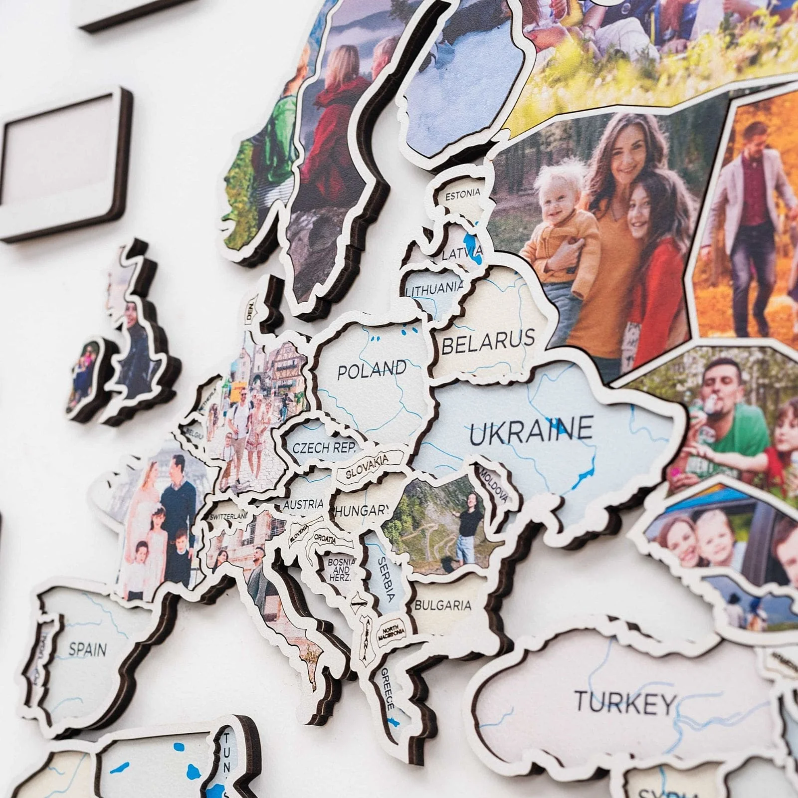 World Photo Map Pastel - Image 10